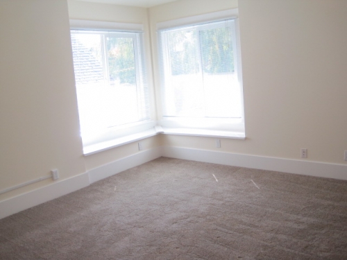 4736 18th NE